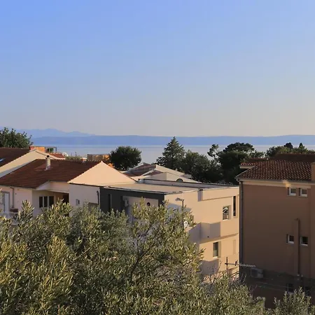 By The Sea Podgora, Makarska - 16630 アパート