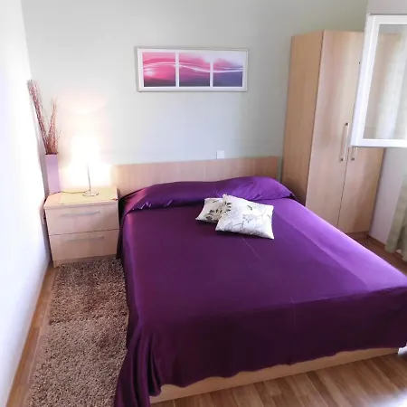 Apartment By The Sea Podgora, Makarska - 16630 Podgora