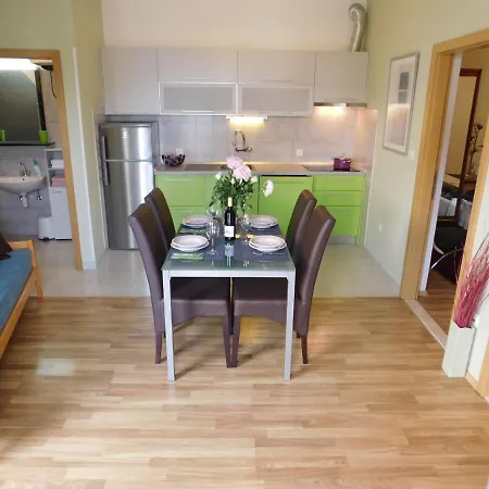 By The Sea Podgora, Makarska - 16630 Apartment