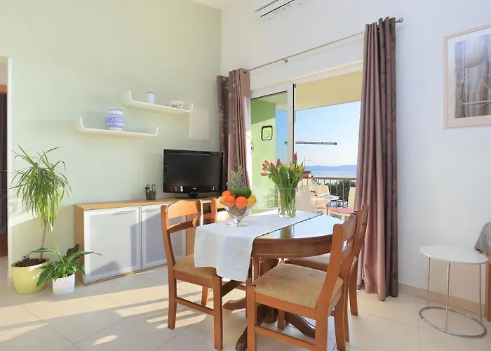 By The Sea Podgora, Makarska - 16630 アパート